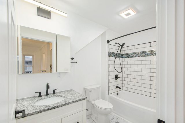 216 S Center Street, Stockbridge, MI 49285