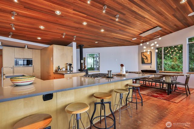 15810 Cedar Brae Road, Leavenworth, WA 98826