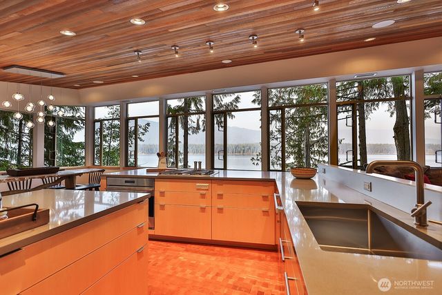 15810 Cedar Brae Road, Leavenworth, WA 98826