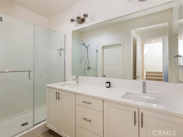 574 E Imperial Avenue, El Segundo, CA 90245