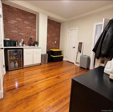 2508 Belmont Avenue, Bronx, NY 10458