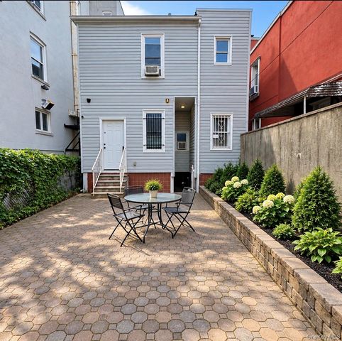 2508 Belmont Avenue, Bronx, NY 10458