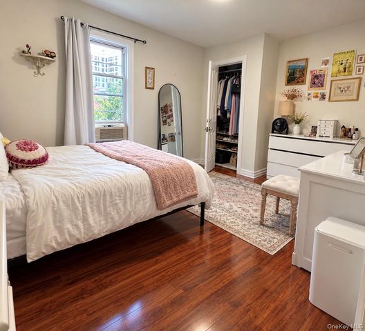 2508 Belmont Avenue, Bronx, NY 10458