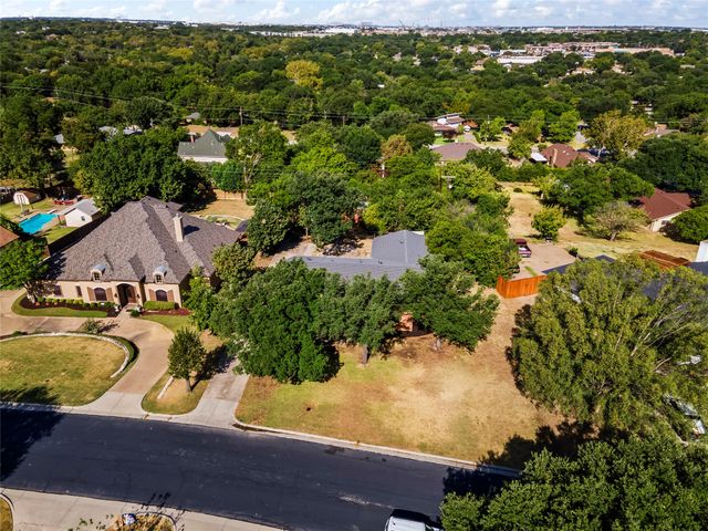 909 Robertson Road, Grand Prairie, TX 75050