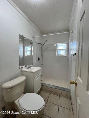 2221 N Pineapple Avenue 16, Melbourne, FL 32935