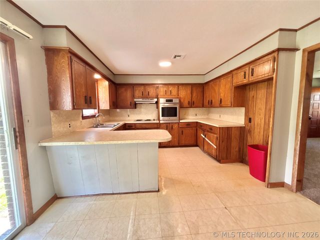 1737 S Peaceable Road, Mcalester, OK 74501