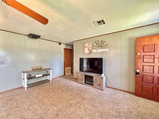 1737 S Peaceable Road, Mcalester, OK 74501