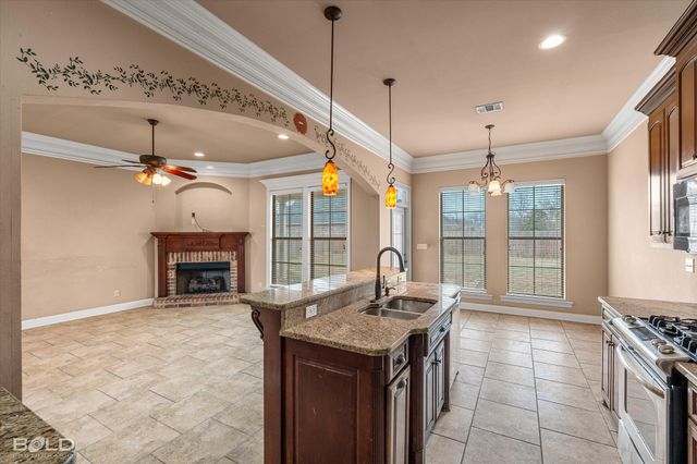 519 Brompton Lane, Bossier City, LA 71111