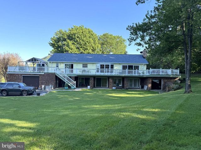 9032 JAMES MADISON HWY, The Plains, VA 20198