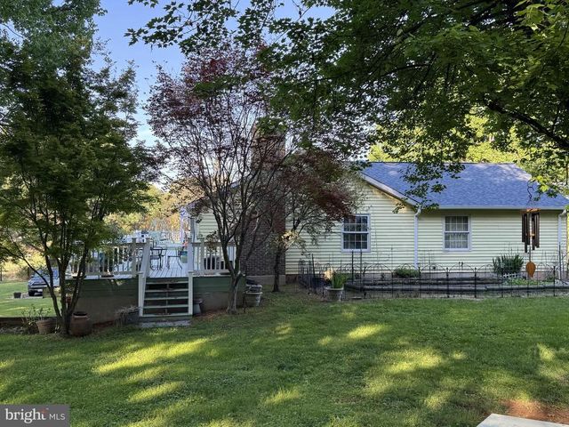 9032 JAMES MADISON HWY, The Plains, VA 20198