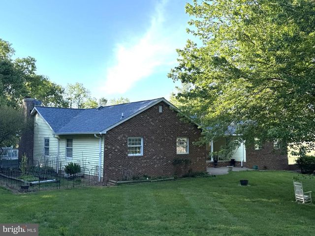 9032 JAMES MADISON HWY, The Plains, VA 20198