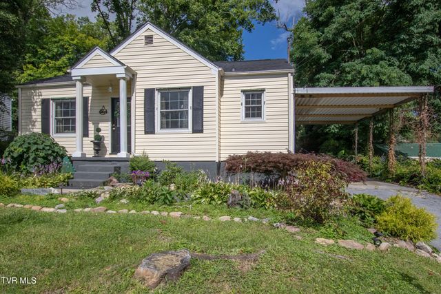 1321 Holly Court, Bristol, TN 37620