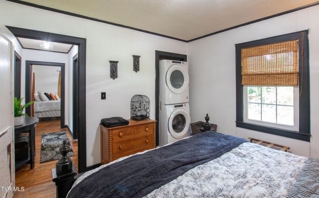 1321 Holly Court, Bristol, TN 37620