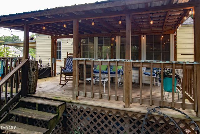 1321 Holly Court, Bristol, TN 37620