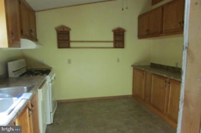 104 BUTCHERSHOP RD, Duncannon, PA 17020