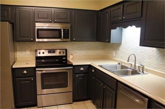 740 Timber Ridge Trail, Hinesville, GA 31313