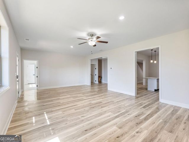 471 Hinton Farm Way, Dacula, GA 30019
