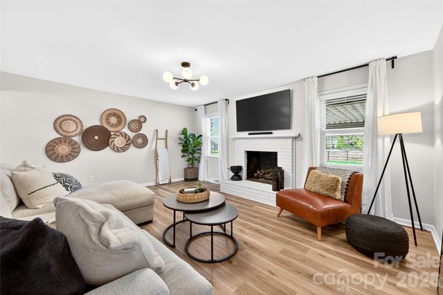 10932 Blue Heron Drive, Charlotte, NC 28226