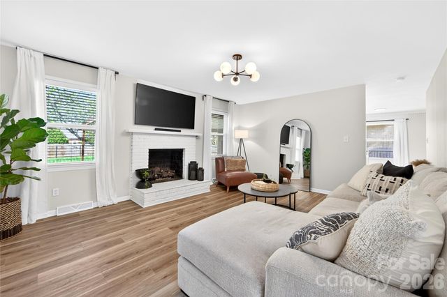 10932 Blue Heron Drive, Charlotte, NC 28226