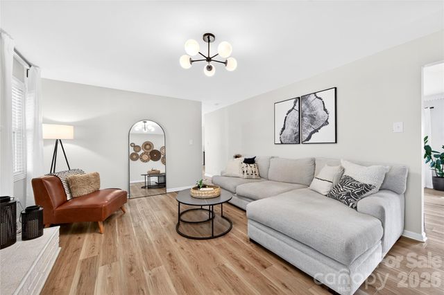 10932 Blue Heron Drive, Charlotte, NC 28226