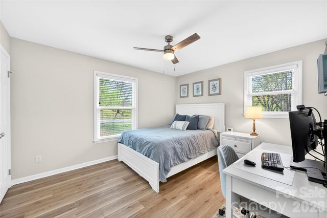 10932 Blue Heron Drive, Charlotte, NC 28226