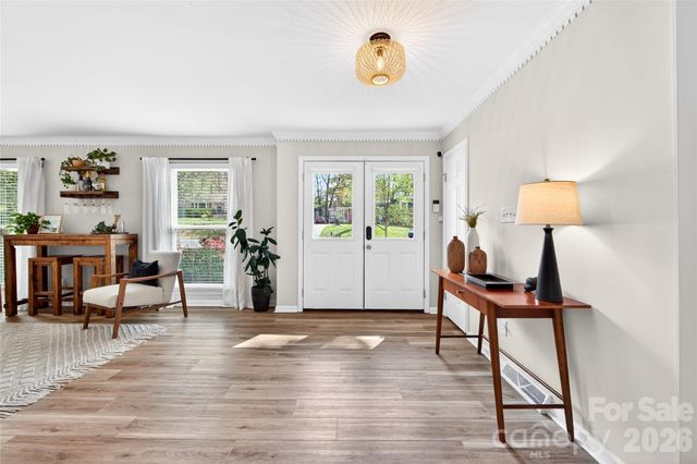 10932 Blue Heron Drive, Charlotte, NC 28226