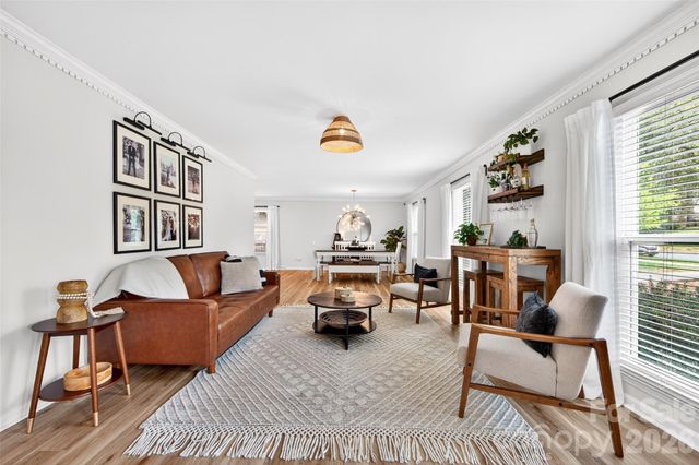 10932 Blue Heron Drive, Charlotte, NC 28226