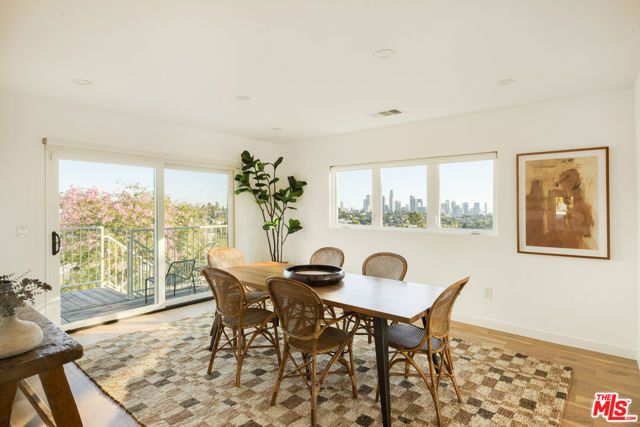 1876 Lemoyne Street, Los Angeles, CA 90026
