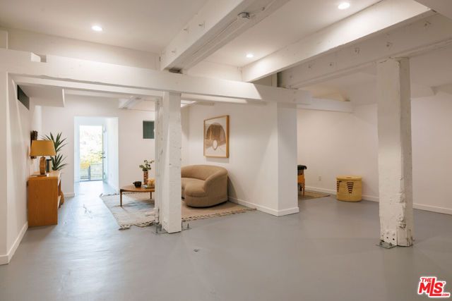 1876 Lemoyne Street, Los Angeles, CA 90026