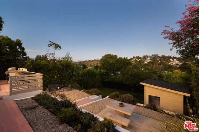 1876 Lemoyne Street, Los Angeles, CA 90026