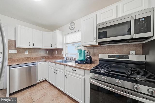 7233 MARYWOOD ST, Hyattsville, MD 20784