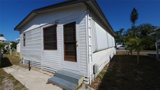 3275 26TH AVENUE E 119, Bradenton, FL 34208
