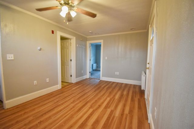 37 Railroad Ave 6, Beverly, MA 01915