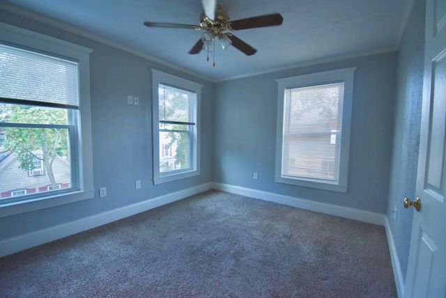 37 Railroad Ave 6, Beverly, MA 01915