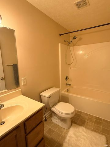 4816 N Ashcroft Lane, Bloomington, IN 47404