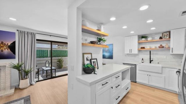 532 Via De La Valle, Solana Beach, CA 92075