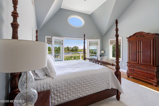 7 Harbor Drive, Rumson, NJ 07760