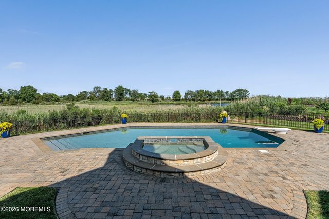 7 Harbor Drive, Rumson, NJ 07760