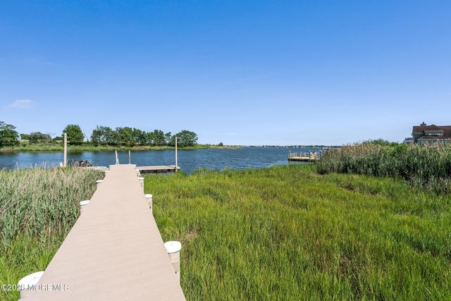 7 Harbor Drive, Rumson, NJ 07760