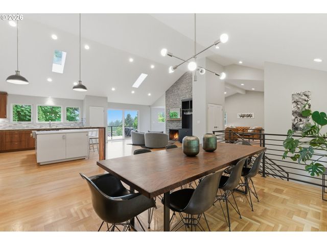 1234 Sw 57TH Ave, Portland, OR 97221
