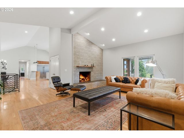 1234 Sw 57TH Ave, Portland, OR 97221