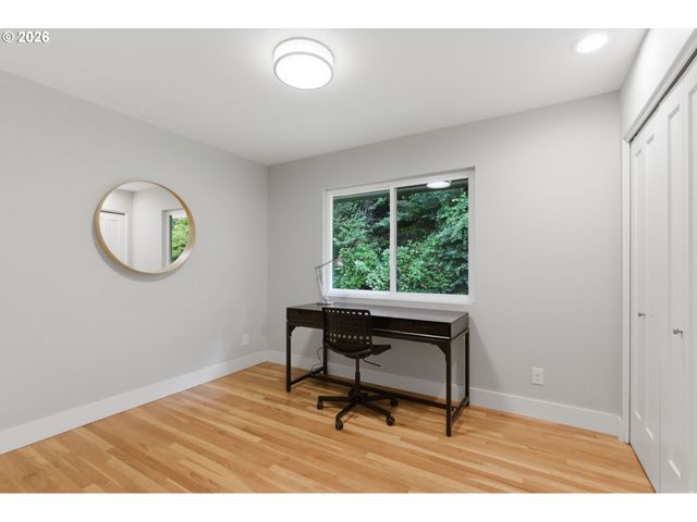 1234 Sw 57TH Ave, Portland, OR 97221
