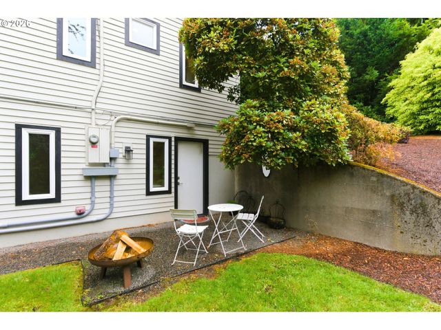 1234 Sw 57TH Ave, Portland, OR 97221