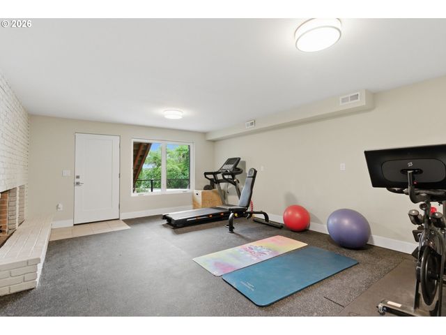 1234 Sw 57TH Ave, Portland, OR 97221