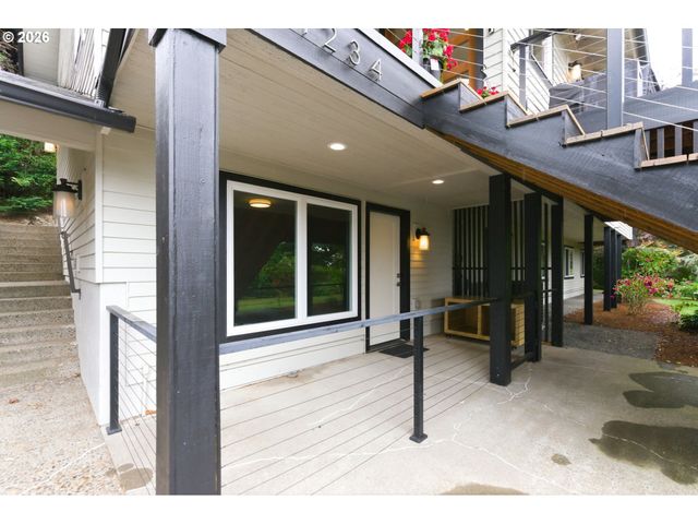 1234 Sw 57TH Ave, Portland, OR 97221