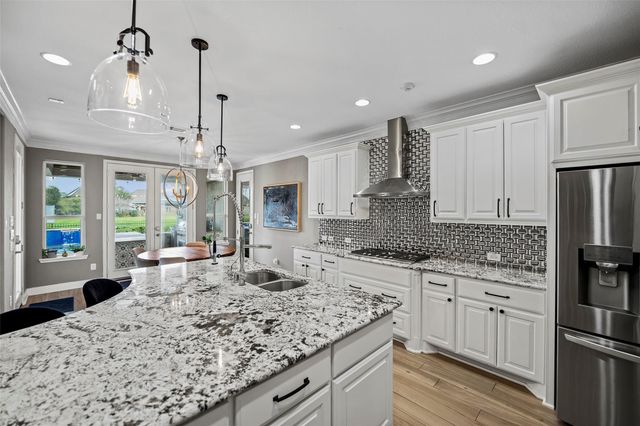 42 Shallowford Place, Tomball, TX 77375