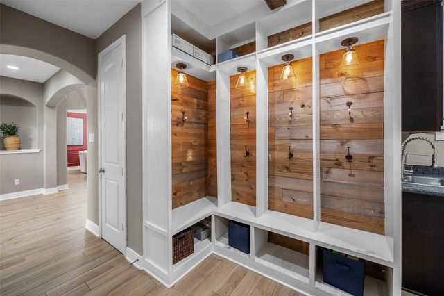 42 Shallowford Place, Tomball, TX 77375