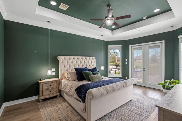 42 Shallowford Place, Tomball, TX 77375