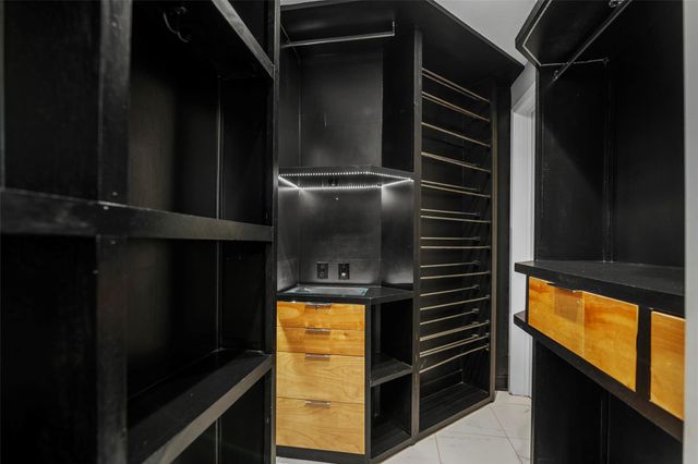 42 Shallowford Place, Tomball, TX 77375