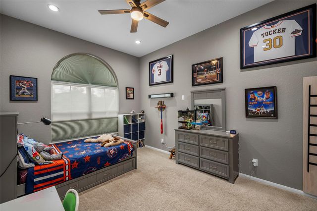 42 Shallowford Place, Tomball, TX 77375